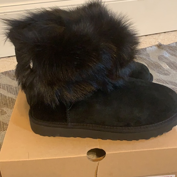 NIB UGG Valentina black boots Swarovski crystal 9 - Picture 5 of 12